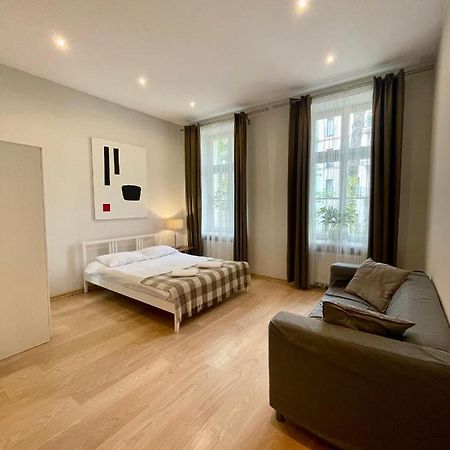 Boutique Apartments - Elegant 1906 Period Wroclaw Bagian luar foto