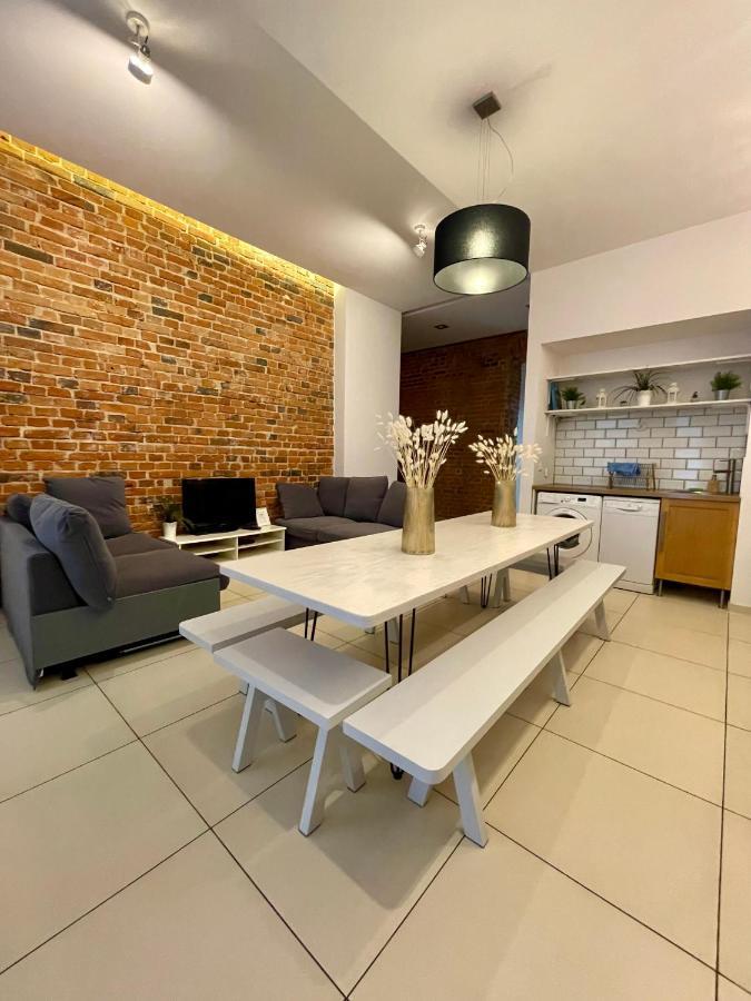 Boutique Apartments - Elegant 1906 Period Wroclaw Bagian luar foto